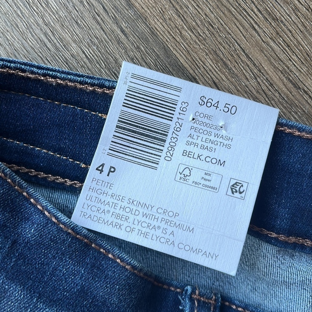 NWT Crown and Ivy 4 petite high rise sunny crop jeans - Picture 6 of 7